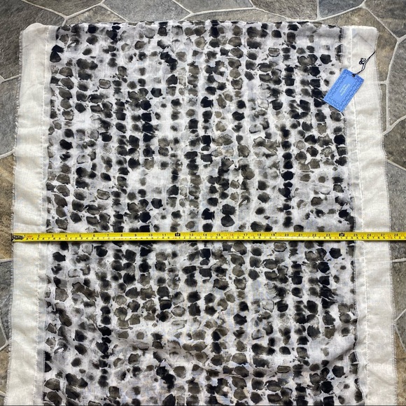 Simply Vera Vera Wang Animal Print Infinity Scarf - Picture 6 of 8